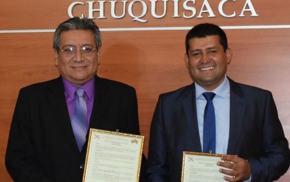 Evo acusa a dos magistrados de meter de ‘contrabando’ el tema de la reelección en la sentencia del TCP