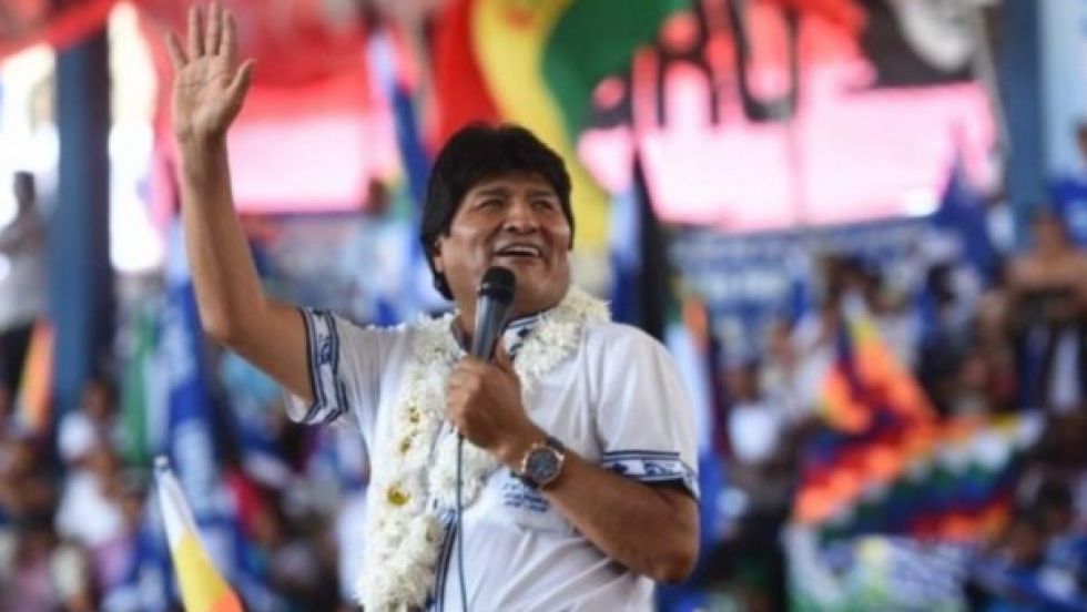 Advierten defensa en las calles de candidatura de Evo