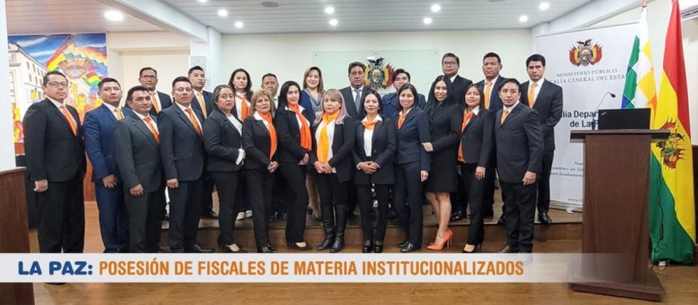 Posesionan a 60 nuevos fiscales institucionalizados