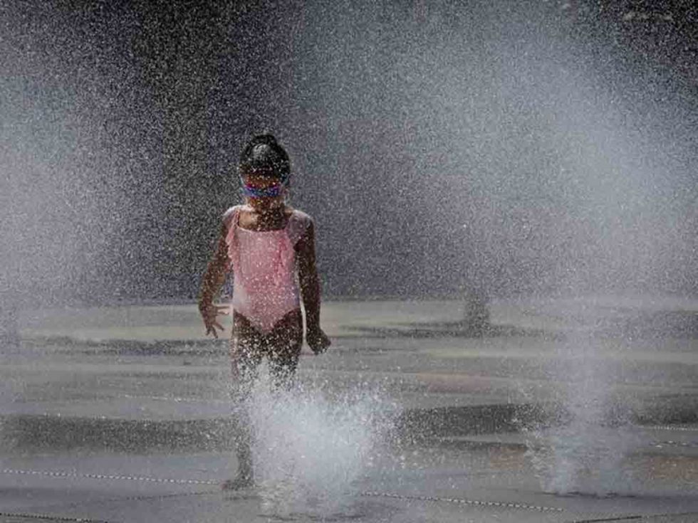 Chile: Recomiendan proteger del calor a los niños