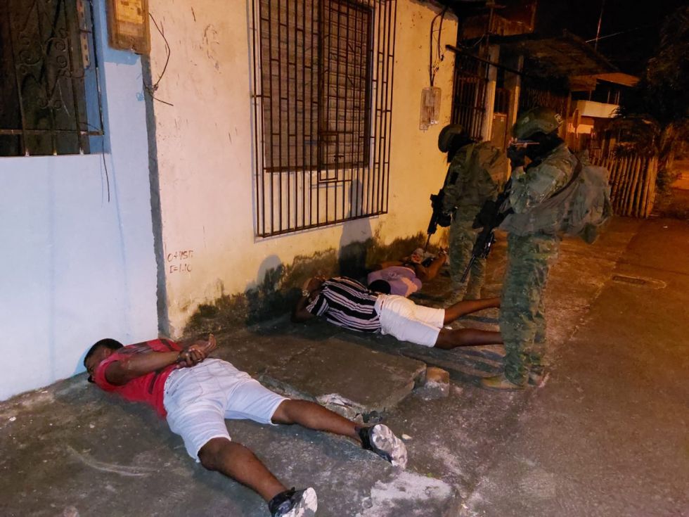 Bolivia insta a los connacionales en Ecuador ponerse a buen recaudo debido a la ola de violencia