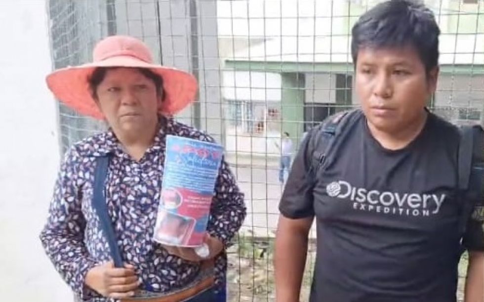 Familia clama por ayuda para madre de 3 menores 