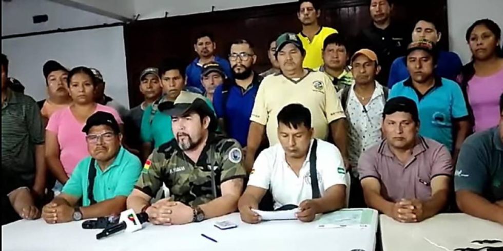 Campesinos de Santa Cruz anuncian bloqueo indefinido de caminos desde el martes tras toma de su sede sindical