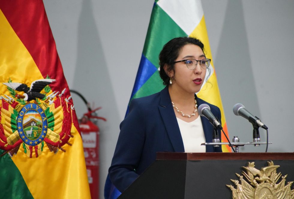 YLB asegura que convenios son soberanos, pero no los muestra