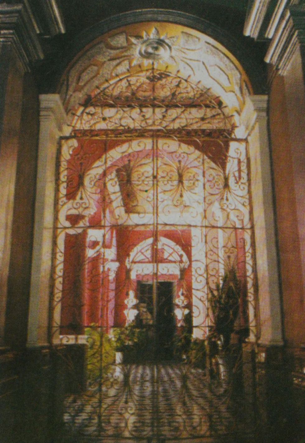  Entrada Casa Dorada
