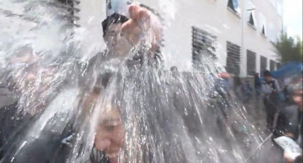 Prohíben uso irresponsable del agua y globos durante el Carnaval Chapaco 2024