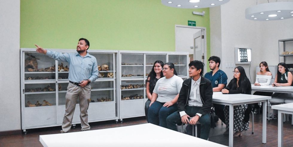 La carrera de Medicina de la UCB de Tarija ya tiene un anfiteatro 