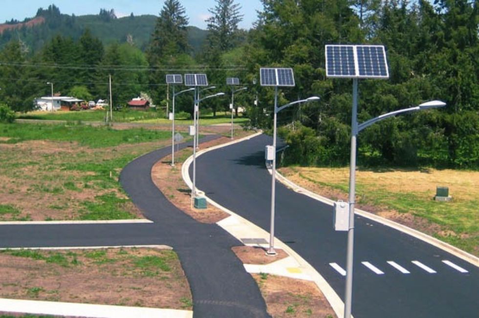 Plantean ley para que alumbrado público sea con paneles solares