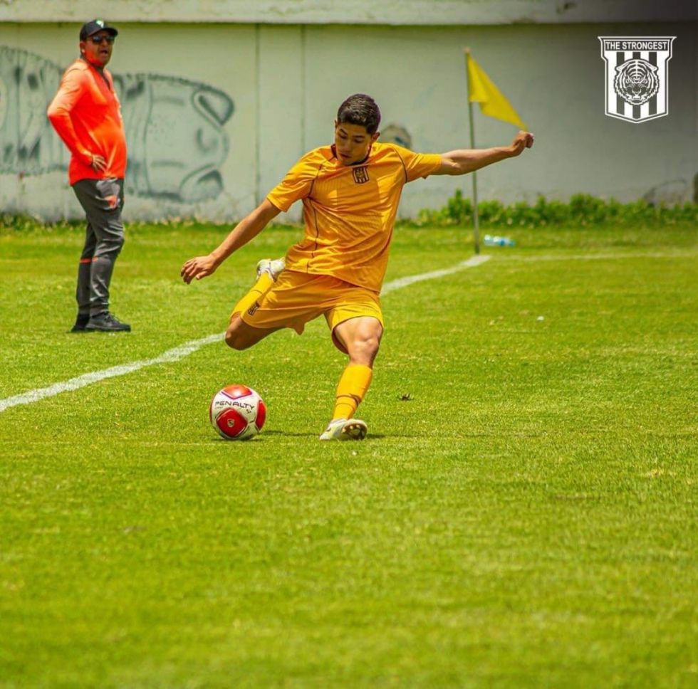 Eynar Osorio anota en la goleada de The Strongest sobre GV San José
