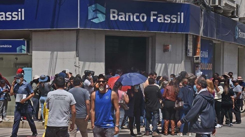 FMI, subvención o socios del litio: las vías  al dólar negadas por Arce