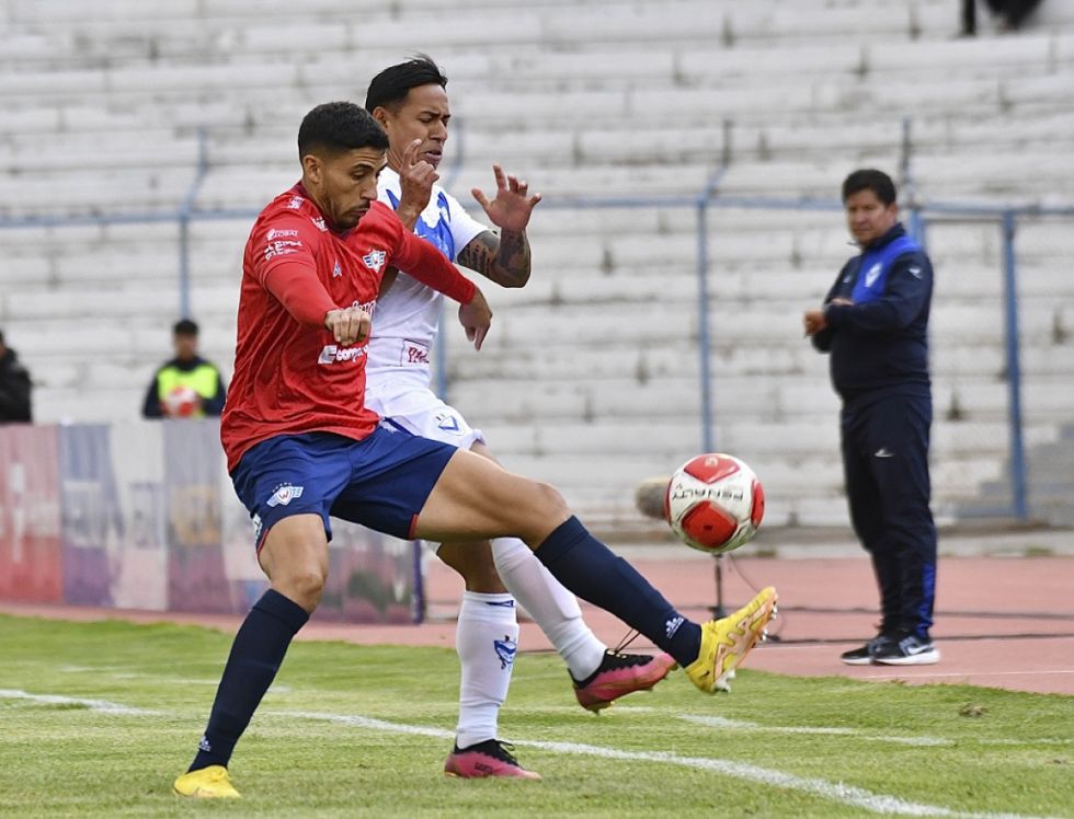 División Profesional: El torneo Apertura tiene la primera baja de un entrenador 
