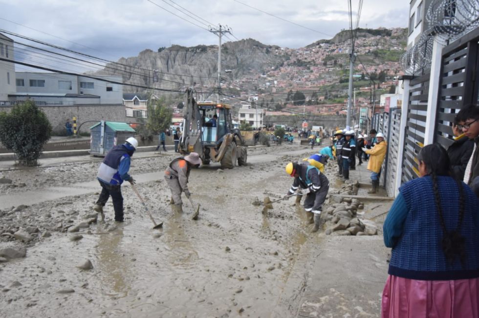 Alcalde de La Paz confirma un fallecido y al menos dos heridos tras una riada al sur de la ciudad