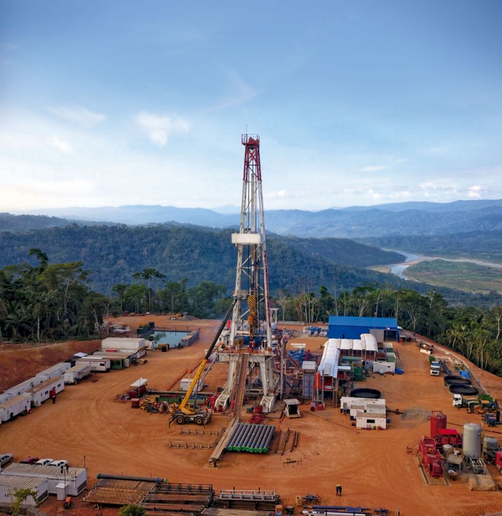 YPFB se  acerca a la  petrolera  iraní NIOC