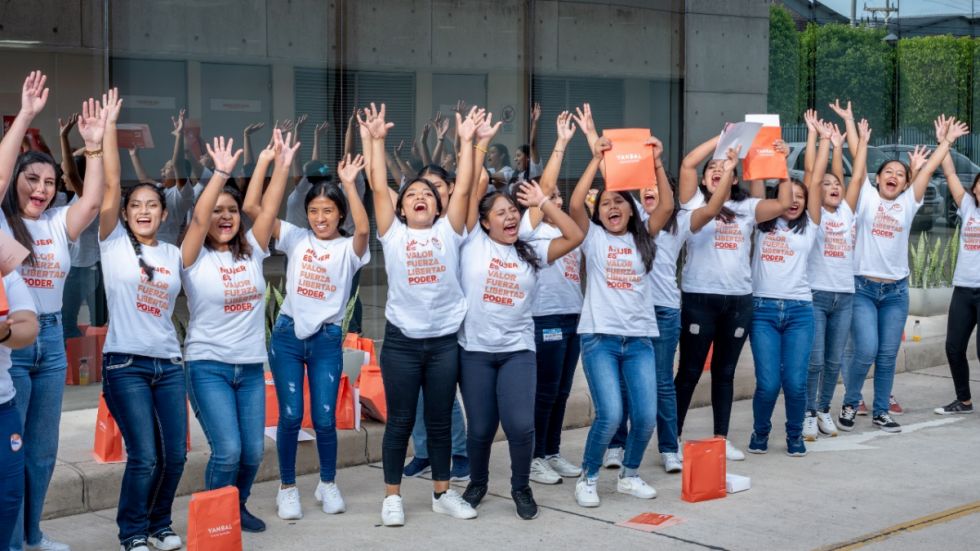 Yanbal reafirma su compromiso de empoderar a las mujeres