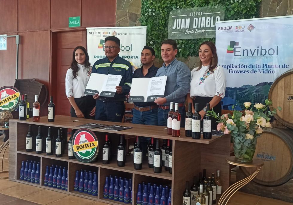 Bodega Juan Diablo firma acuerdo con Envibol para la provisión de envases