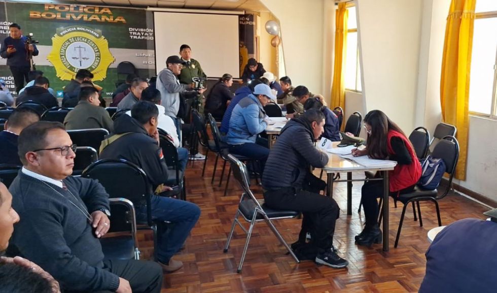 Efectivos policiales son censados con anticipación