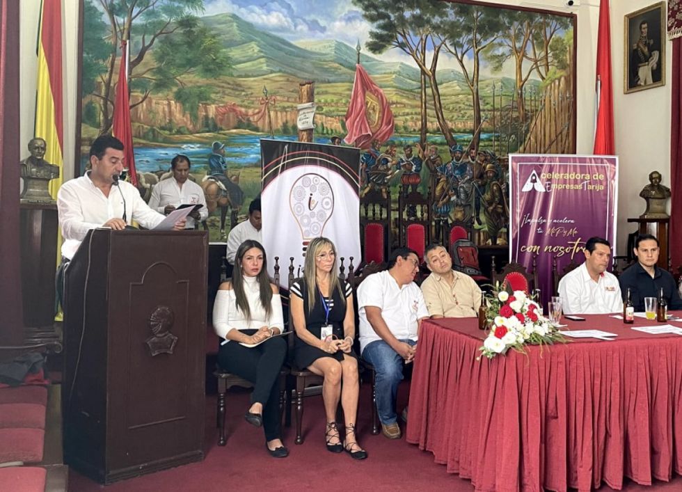 Lanzan novena versión de “Incubadora de Empresas”