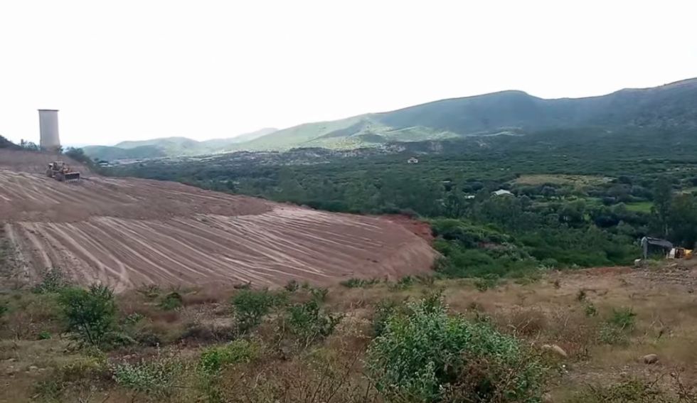 Frenan movimiento de tierras que afecta a San Jacinto