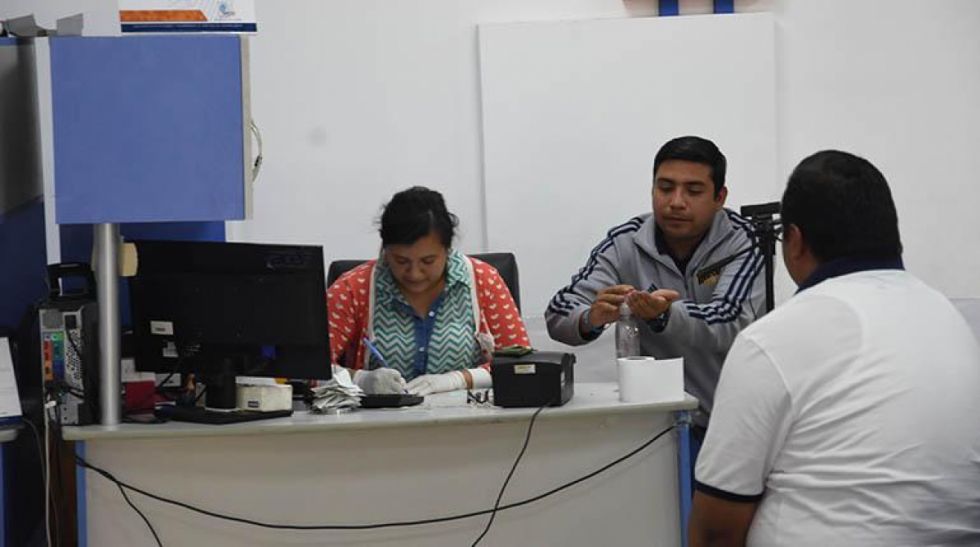 Decreto viabiliza “emisión automatizada” de cédulas de identidad y licencias para conducir