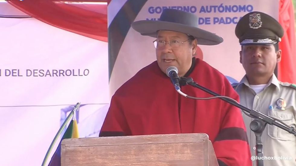 Arce da inicio a la construcción de la "Planta Procesadora de Cerámica" en Padcaya