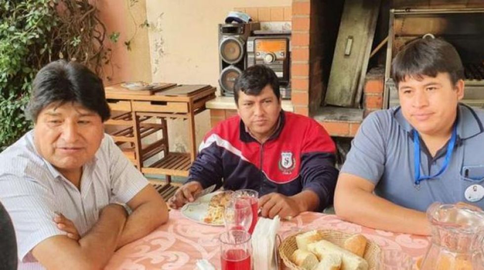 Evo con empresarios en la campaña de 2019