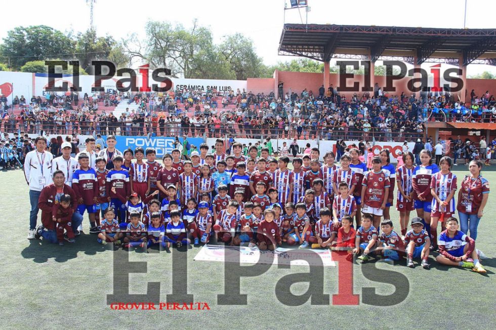 Academia Magisterio F.C.