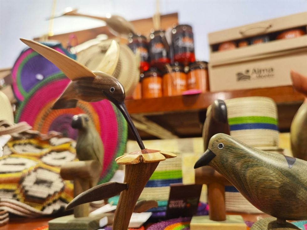 Fina artesanía de Tariquía y el Chaco boliviano.