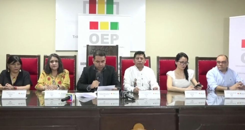 El TSE supervisará congreso ‘arcista’; denuncia injerencia