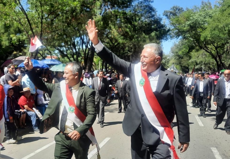 Castellanos toma el mando del Concejo Municipal