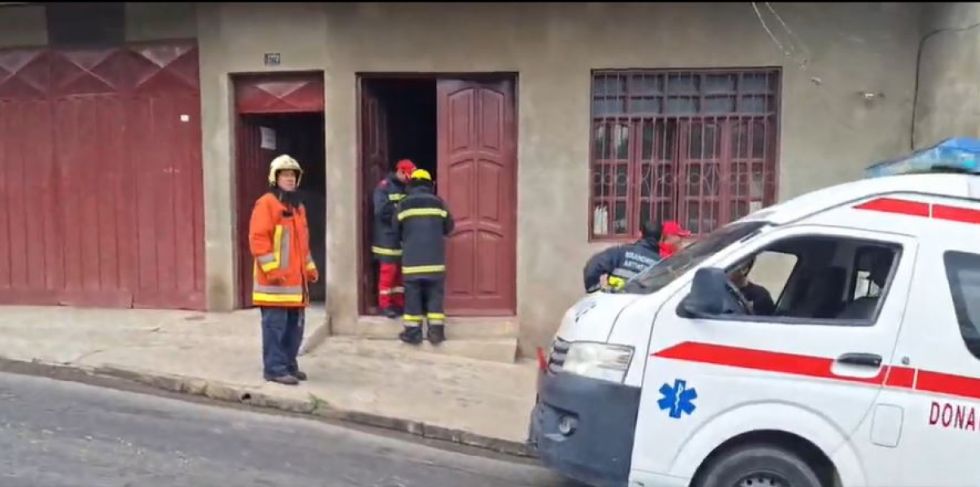 Mujer pierde la vida tras incendio en un domicilio en Tarja 