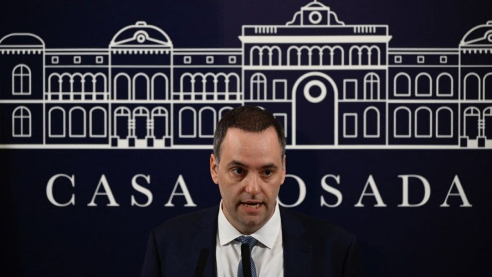 Manuel Adorni: "Habrá más despidos, con seguridad"
