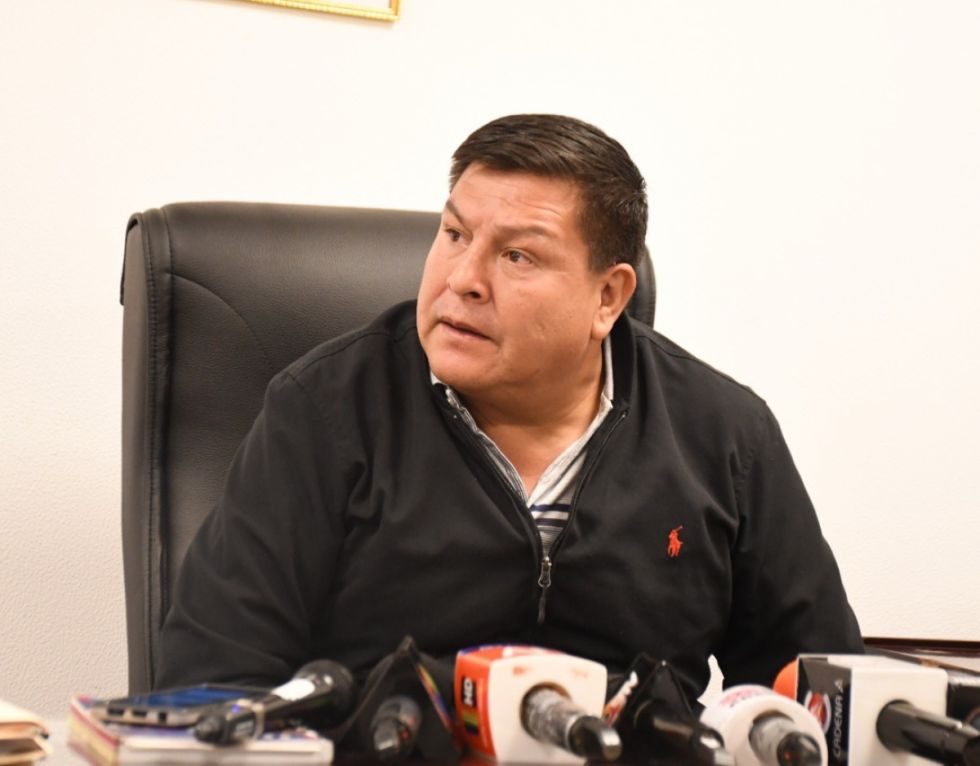 Según diputado de CC, hay orden de aprehensión contra Delfor Burgos por no declarar en un caso de agresión 