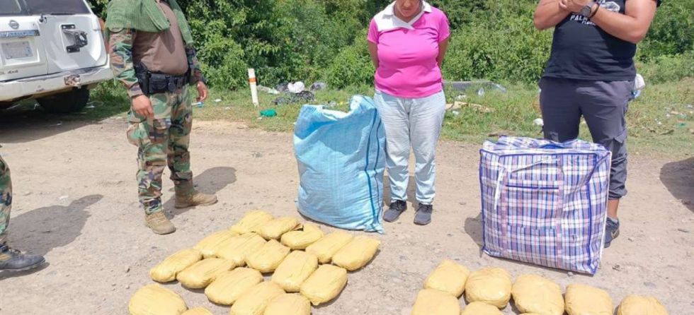 Caen cuatro personas con droga en la ruta Potosí-Tarija