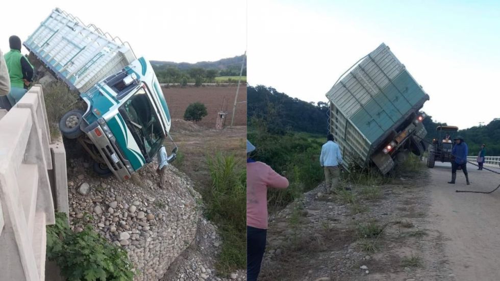 Camión se embarranca en la zona de San Telmo-Río Tarija