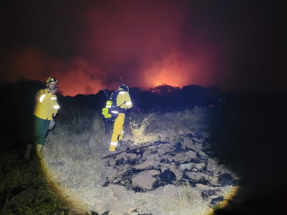 Ocho horas tomó sofocar el incendio en Laderas Sud 