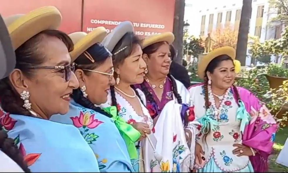 Sancionan ley que declara patrimonio cultural la vestimenta típica de la moza chapaca