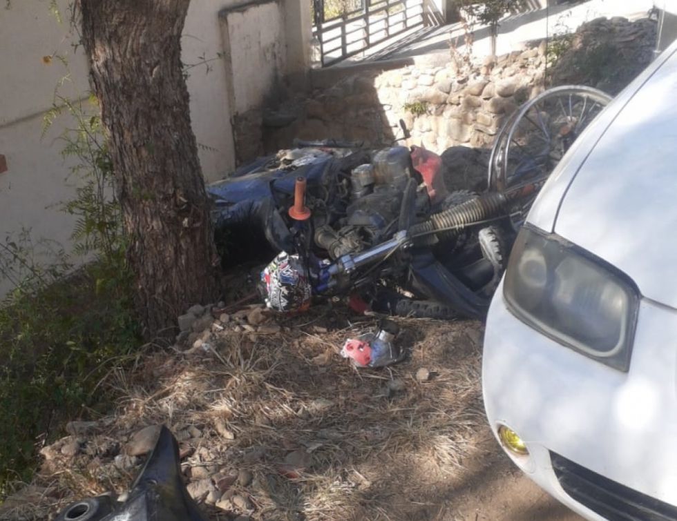 Joven normalista murió en accidente de moto