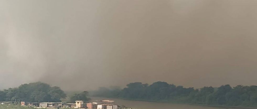 Puerto Suárez es el segundo municipio en suspender clases por la humareda del incendio que empezó en Brasil