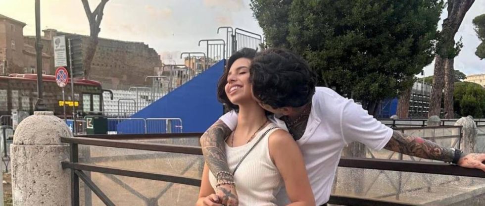Ángela Aguilar y Christian Nodal confirman su noviazgo con una fuerte revelación de su pasado