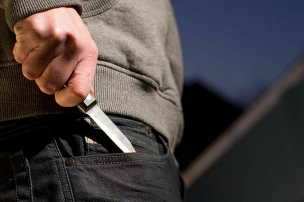 Un joven que fue apuñalado murió en el Hospital Regional 