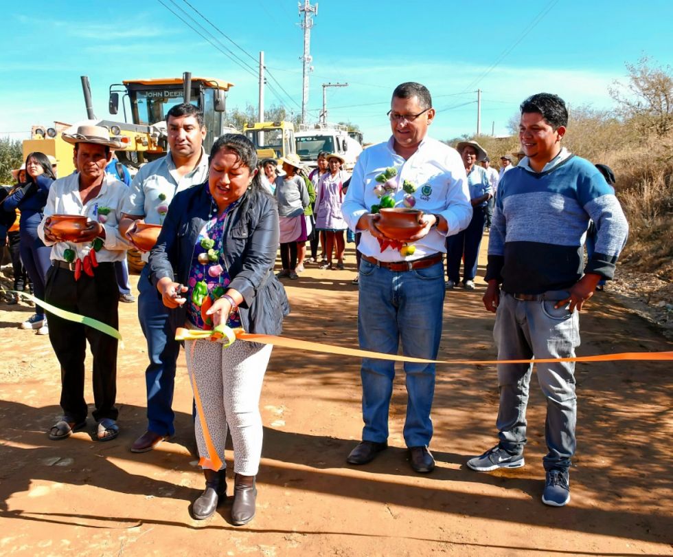 La Gobernación concluyó el mantenimiento de caminos en Uriondo 