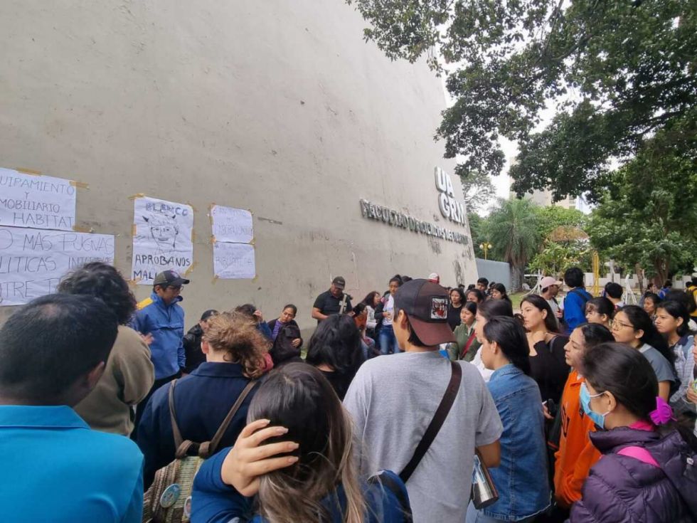 Tras polémicos audios, suspenden a Decano de Humanidades de la UAGRM 
