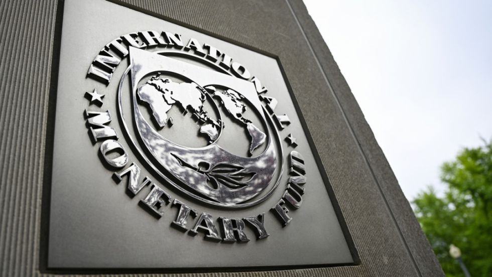 FMI mejora proyección de inflación para Argentina