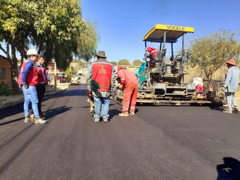 Barrio 15 de Junio: Asfalto beneficiará a 250 familias 