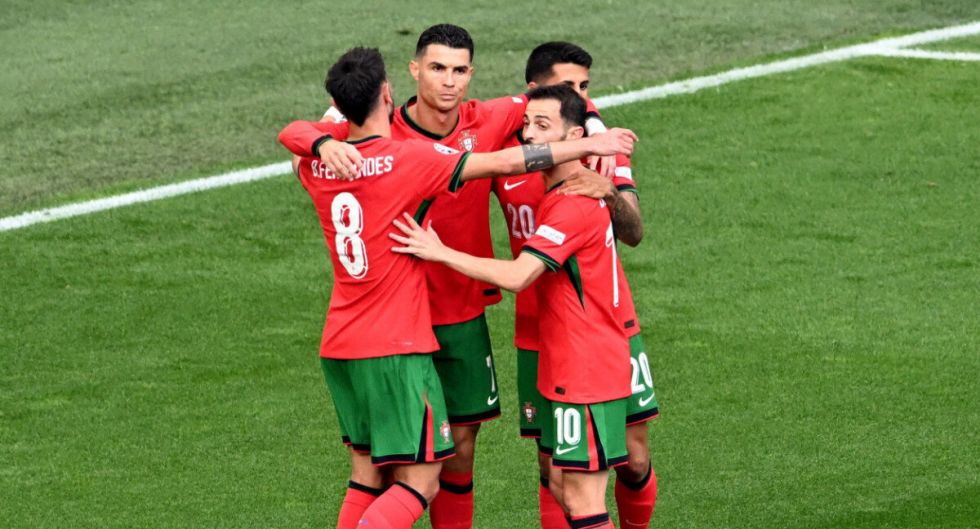 Con Cristiano Ronaldo, Portugal goleó a Turquía y se clasificó a octavos de la Eurocopa