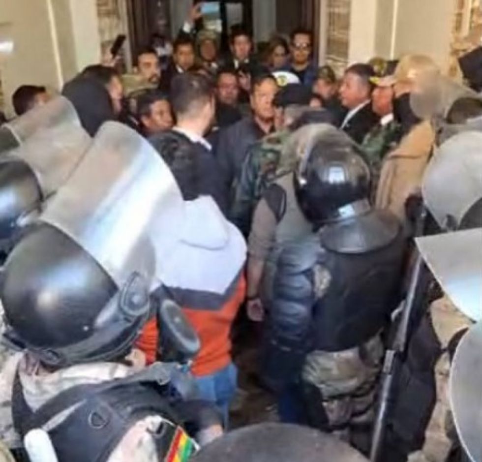 Fracasa el "Golpe de Estado" en Bolivia: así te lo hemos contado