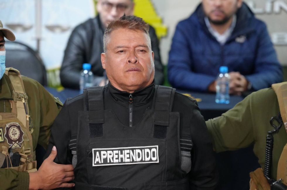 Zúñiga “confesó” que el plan militar fracasó porque los refuerzos de Viacha y de la FAB no llegaron, según ministra Prada