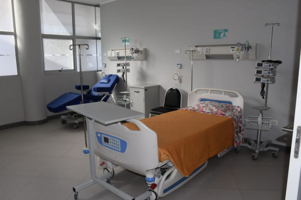 Gobernación refuerza el Materno Infantil con más equipamiento