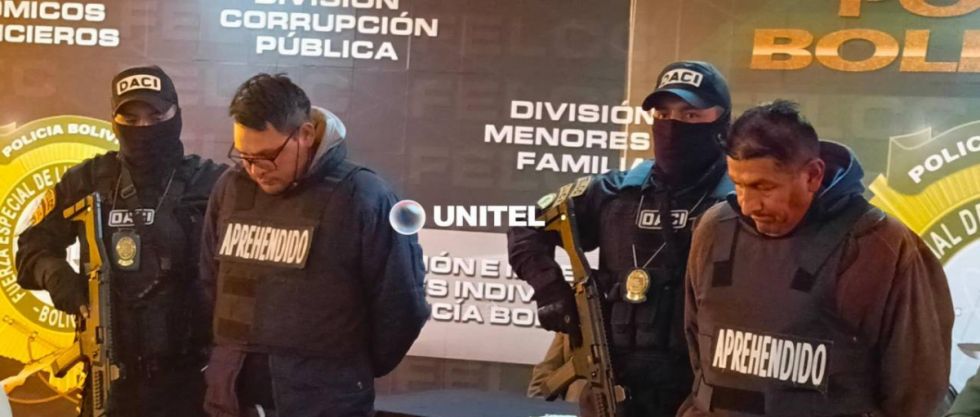 Dan detención preventiva a un policía y tres cómplices acusados de robar Bs 1.4 millones a una empresa minera