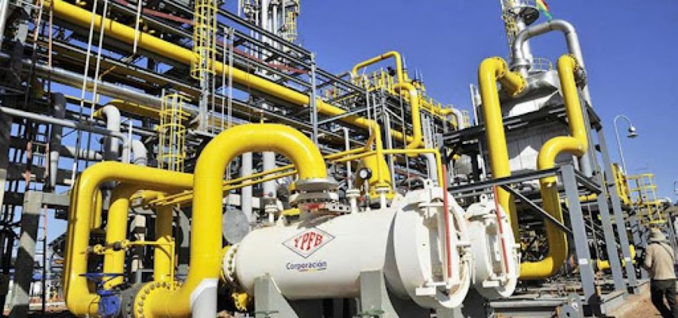 Gobierno renegociará contratos petroleros y coquetea con el fracking